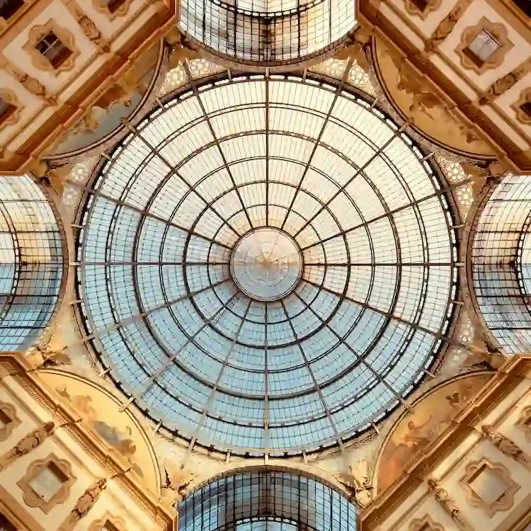 alessandro-rossi-7DMhEQQqKsM-unsplash copy